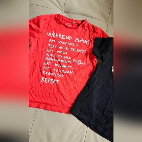 🎁Kids tshirt bundle - Picture 2 of 5